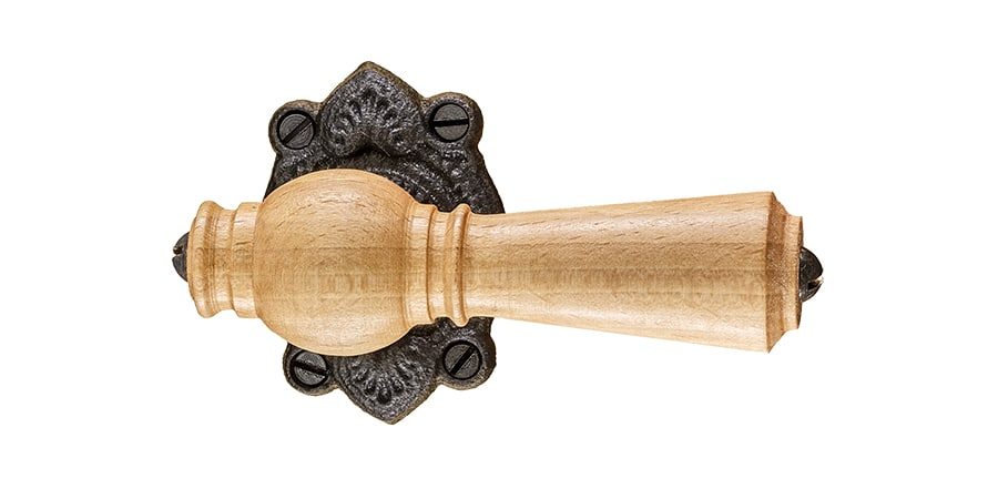 Zdjęcie klamki drewnianej I z okuciami z żeliwa Klamka drewniana I z okuciami z żeliwa